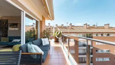 Duplex penthouse in Can Girona-Terramar-Vinyet photo 8