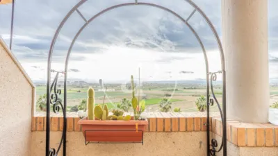 Duplex Penthouse in Sant Pau photo 12