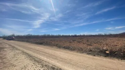 Terreno en venta en El Pinós - Pinoso - Vista 2