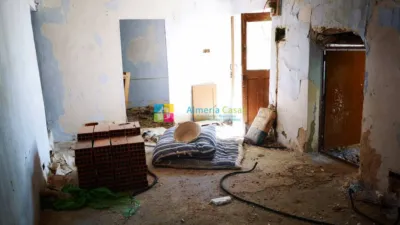 House in Oria photo 8