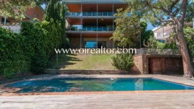 House in Castelldefels photo 2