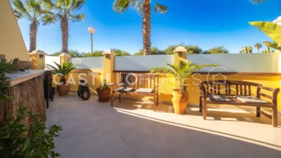 Casa – Torrevieja, Casa Jardin, Urbanización Punta Prima - Més