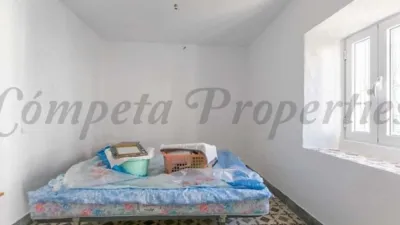 House in Canillas de Albaida photo 3