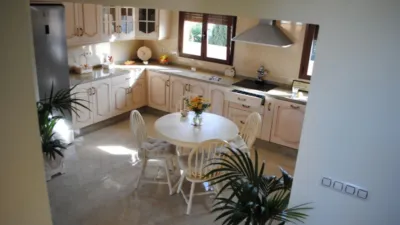Chalet in El Pinós - Pinoso photo 25