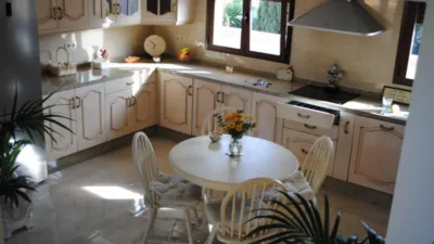 Chalet in El Pinós - Pinoso photo 26