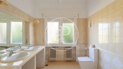 House in Villafranca del Castillo photo 39