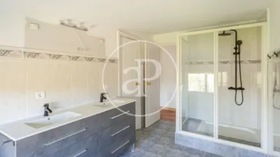 House in Villafranca del Castillo photo 47