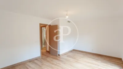 House in Villafranca del Castillo photo 10
