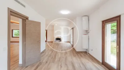 House in Villafranca del Castillo photo 6