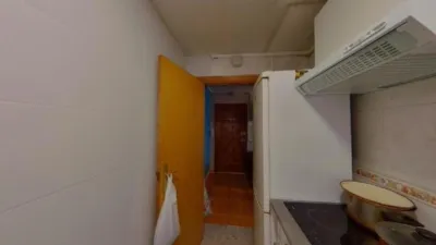 Piso en Carrer de Lavínia photo 2