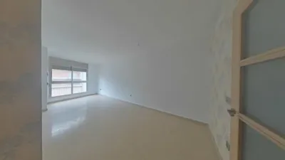 Apartment on Carrer de la Cerdanya photo 2