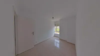 Apartment on Mil.Lenari Street photo 17