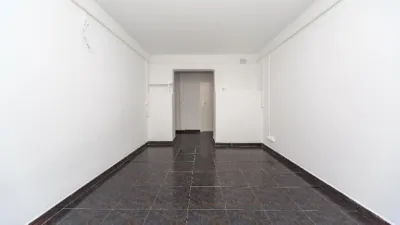 Apartment on Carrer de Travau photo 9