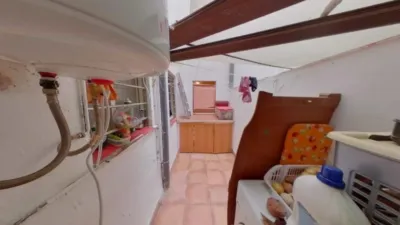 Apartment on Carrer de Victòria photo 7