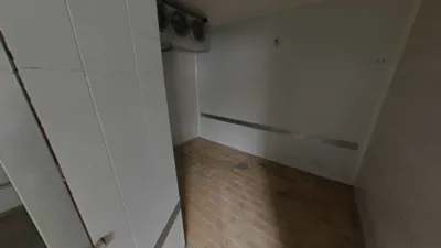 Nave industrial en venta en Avenida Belga, Noreña de 129.960 €