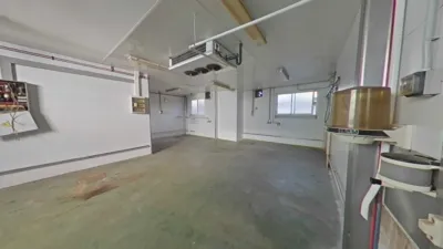 Nave industrial en venta en Avenida Belga, Noreña de 129.960 €
