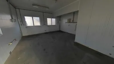 Nave industrial en venta en Avenida Belga, Noreña de 129.960 €
