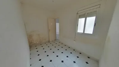 Apartment on Carrer Ramon Llull photo 3