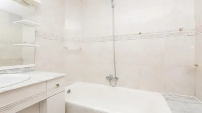 Apartment on Carrer de l'Escorxador photo 5