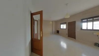 Apartment on Calle Torrelobatón photo 4