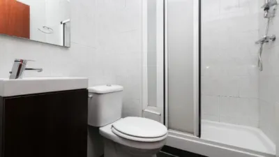 Apartment on Carrer de Rafael Campalans photo 10