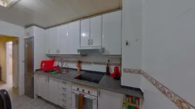 Apartment on Carrer de l'Estany de la Ricarda photo 4