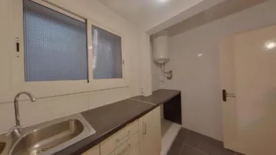 Apartment on Carrer del Concili de Trento photo 3