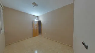 Flat on Carrer del Sindicat photo 9