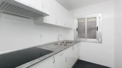 Apartment on Rambla de Sant Jordi photo 2