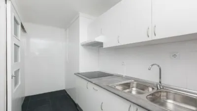 Apartment on Rambla de Sant Jordi photo 3