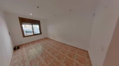 Flat on Carrer dels Garrofers photo 12