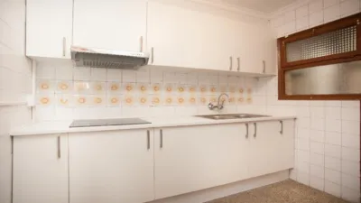 Flat on Carrer d'Àngel Guimerà photo 3