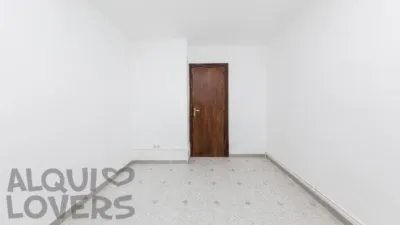 Apartment on Passeig de la Salzereda photo 10
