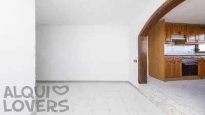 Apartment on Passeig de la Salzereda photo 6