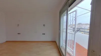 Apartment on Carrer de Milà i Fontanals photo 25