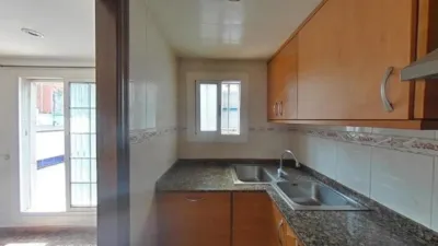 Apartment in Badalona - Más