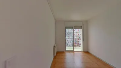 Apartment on Carrer de Pompeu Fabra photo 4