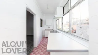 Apartment on Carrer Julia Romera Yañez photo 3