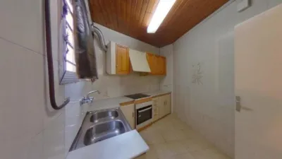 Apartment on Carrer de Rafael Capdevila photo 9
