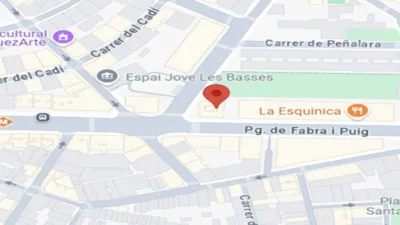 Apartment on Passeig de Fabra i Puig photo 2