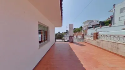Terraced house on Carrer de Corbera photo 11