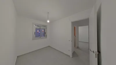 Flat on Carrer de la Cova Simanya photo 18