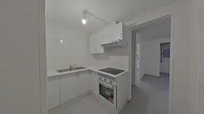 Flat on Carrer de la Cova Simanya photo 22