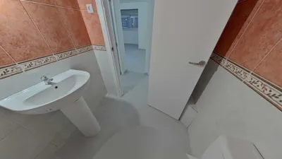 Flat on Carrer de la Cova Simanya photo 26