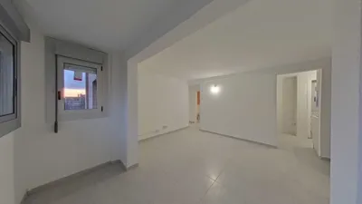 Flat on Carrer de la Cova Simanya photo 2