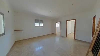 Terraced house on Avenida Fuente del Sapo, No. 140 photo 2