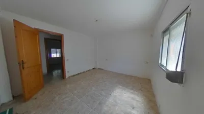 Terraced house on Avenida Fuente del Sapo, No. 140 photo 3