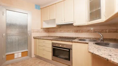 Apartment on Carrer de Manuel de Falla photo 4
