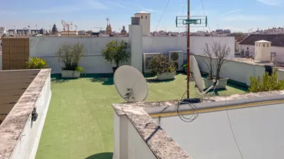 Ático en alquiler en Centro - Plza. Encarnación - Santa Catalina, Alfalfa (Distrito Casco Antiguo. Sevilla Capital) de 1.600 €<span>/mes</span>