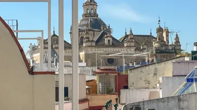 Ático en alquiler en Centro - Plza. Encarnación - Santa Catalina, Alfalfa (Distrito Casco Antiguo. Sevilla Capital) de 1.600 €<span>/mes</span>